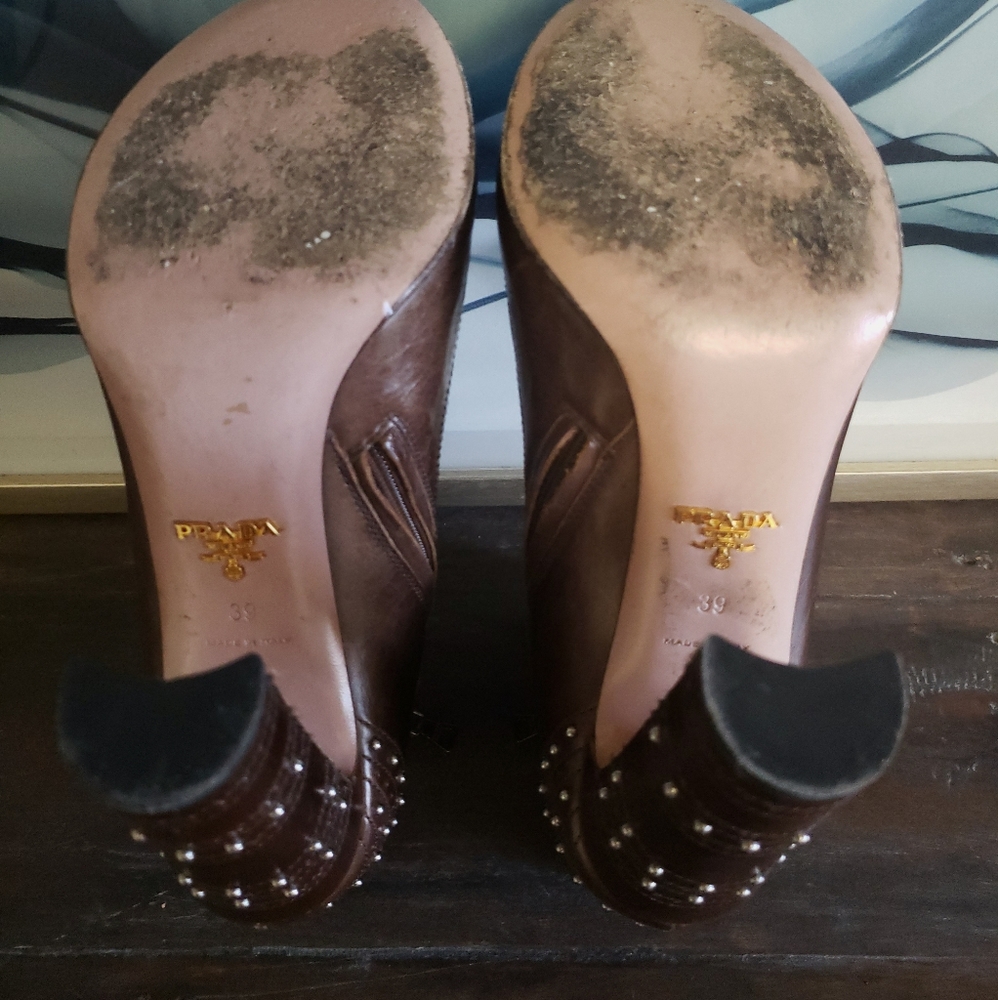 EUC PRADA BOOTIES - Picture 6 of 12